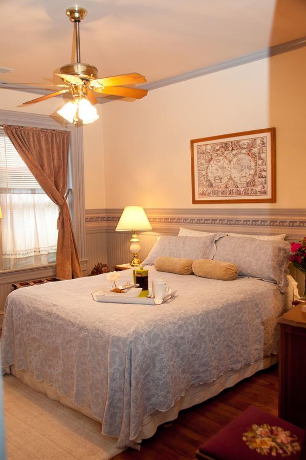 Main Street Inn Parkville Esterno foto